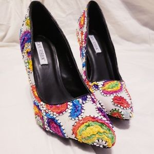 Cape Robbin Embroidered Heels - Size 8